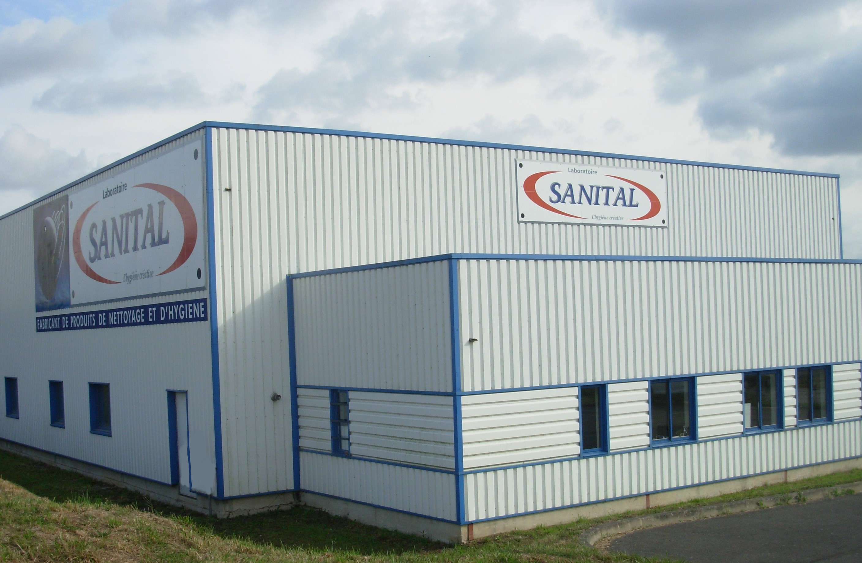 Fabricant de produits d'entretien professionnels depuis 1994 - Sanital